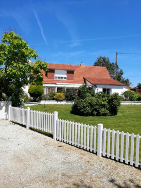 Отель La Porte, Rose View Gite  Курсон